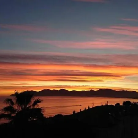 Apartman Plages Du Midi, Superbe Vue Mer, Grand Confort, 4 Pers Cannes